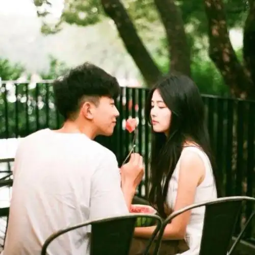  一句话高端秀恩爱那些有文化的高级情话