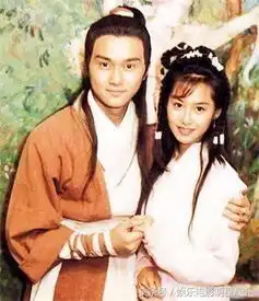  这对情侣22年前就分手了,现在年过50,一个已嫁,一个还未娶