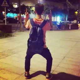 和图片的情侣头像,拜大家了  和图片的情侣头像,拜大家了