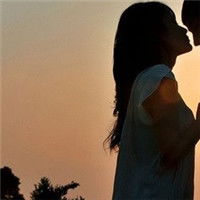  唯美爱情的浪漫情侣qq头像一男一女