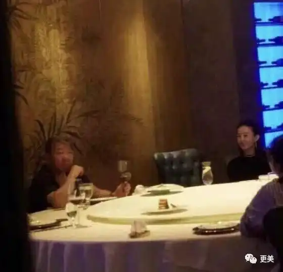 产后首秀赵丽颖崩溃大哭,事业突遭变故  产后首秀赵丽颖崩溃大哭,事业突遭变故