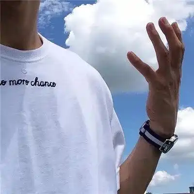 情侣头像一半有趣的人