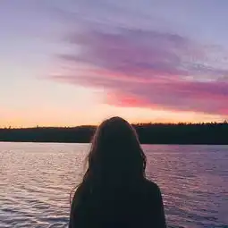 教你用唯美背影照在朋友圈杀出一条血路 教你用唯美背影照在朋友圈杀出一条血路