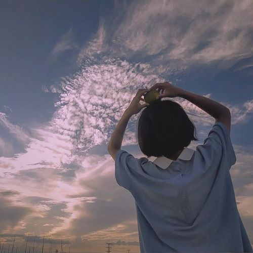  少女心仙气女生头像牵着我的手,闭着眼你也不会迷路