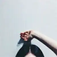 我们最后是不是就只剩曾经 我们最后是不是就只剩曾经