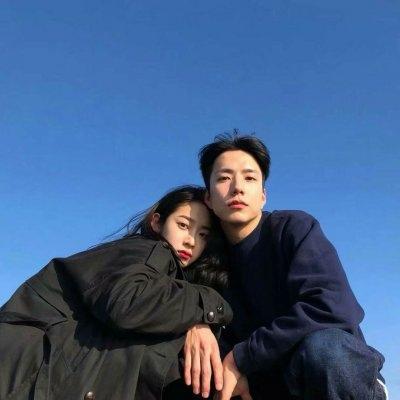  幸福情侣微信头像只想参与你的余生可爱点