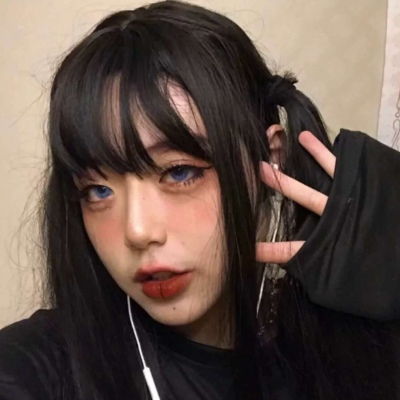  超级酷的女生头像高清,这表情这眼神秒杀一切男人