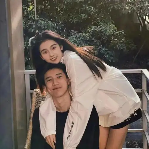 换个好看的头像