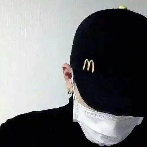  请问下这个是情侣头像吗,谁有另一半