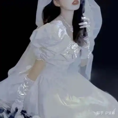 情侣头像文案女头