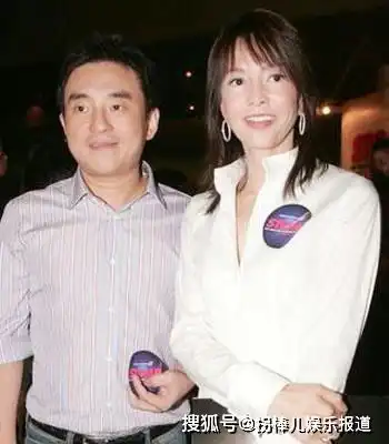 男生情侣头像图片郑裕玲