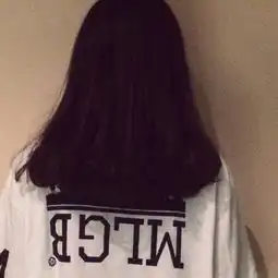  求大神..帮我找一下这样背后的情侣头像谢谢