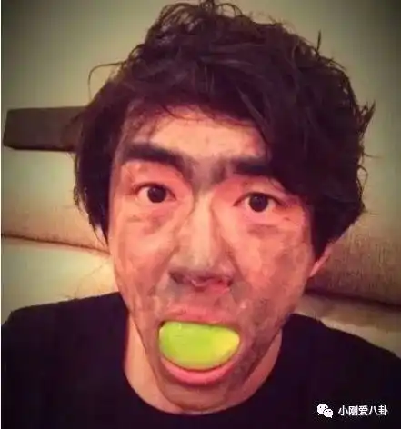 三大高颜值人气男神的自拍照,第一个是乞丐,最后一个不敢认  三大高颜值人气男神的自拍照,第一个是乞丐,最后一个不敢认