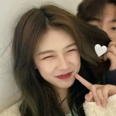 搞笑的情侣头像真人版追