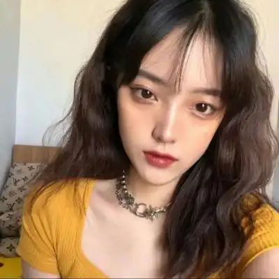  苏瓷成熟精致闺蜜女成熟时尚女生头像我要个性网