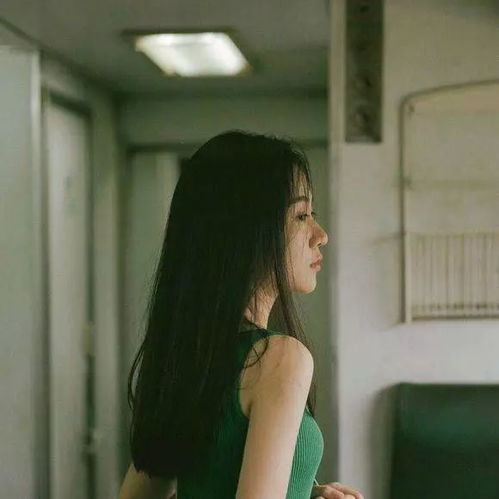 单个情侣头像一男一女男