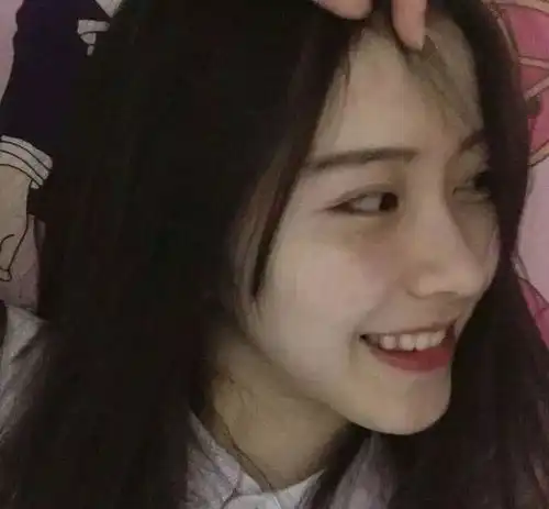  沈梦辰卖二手包,杜海涛给她当托,甜sir人了