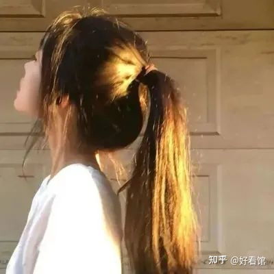  海边背影头像女夕阳夕阳头像女高清美女头像背影夕阳微信头像女风景夕阳夕阳下女生侧脸孤独头像夕阳下的女生头像情侣头像一男一女夕阳夕阳头像女生高清图片美女夕阳背影图片唯美夕阳下的背影图片