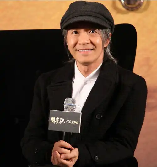  周星驰写的唯一一首歌,只有一分钟播放量过亿,网友不愧是星爷