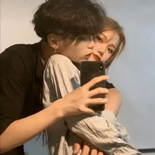 一组爱不释手的情侣头像,请签收 一组爱不释手的情侣头像,请签收