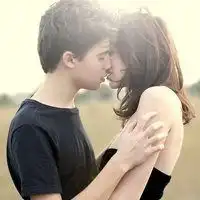  情侣头像牵手一对两张灰色男的背包