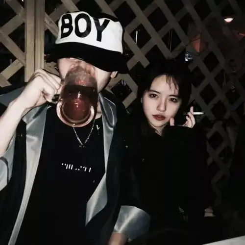  情侣头像一男一女