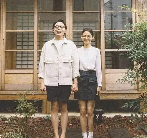  不会穿情侣装的情侣一定是假情侣不信你看看别人家的情侣装多美