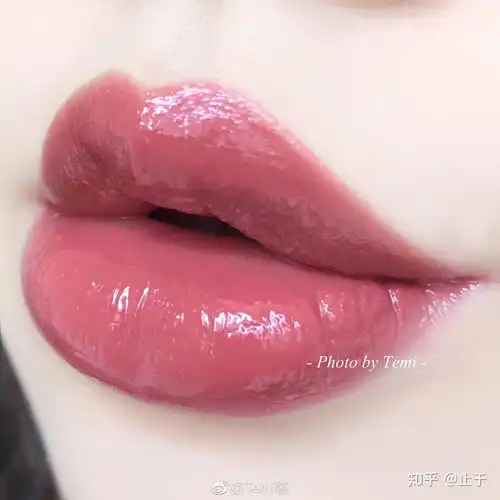  有哪些适合裸妆的显白口红