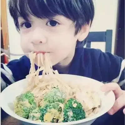 情侣头像宝宝婴儿写作能