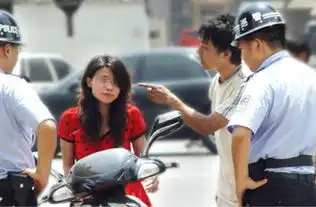 男子寂寞上网找女子共度夜晚上门的竟是女友 男子寂寞上网找女子共度夜晚上门的竟是女友