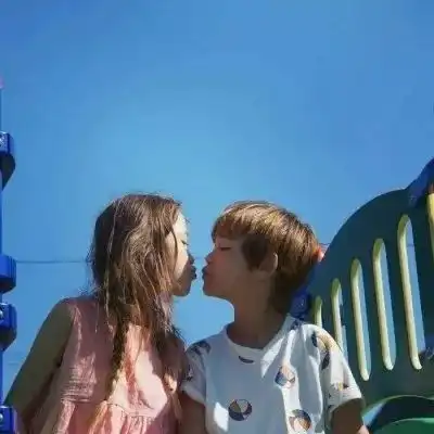 2019高清萌小孩情侣一对