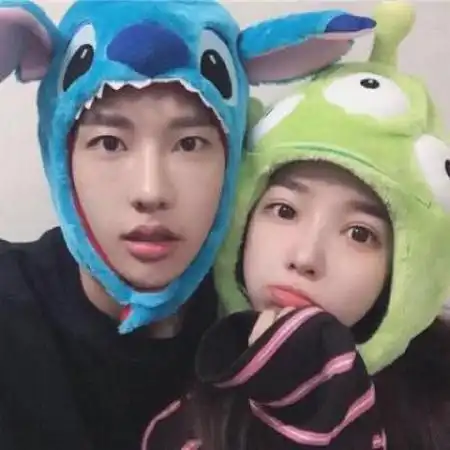 搞怪的情侣走到一起才是般配,搞怪的情侣头像一对  搞怪的情侣走到一起才是般配,搞怪的情侣头像一对