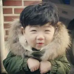  这是情侣头像,谁走另一张