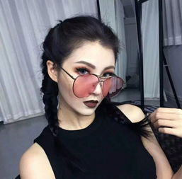  上哪能找到潮一点的闺蜜头像