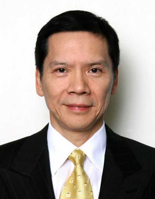  娱乐圈内无人敢惹的5位大佬难怪曾志伟也会被打成猪头