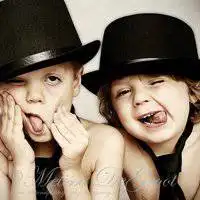  漏眼清新意境男头像微信头像图片大全