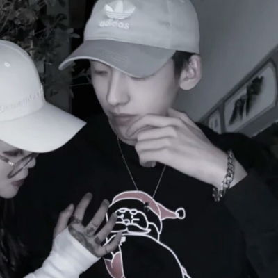  陈情暗黑系超酷情侣头像.