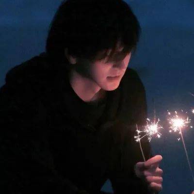  头像文艺到爆炸的烂漫美句
