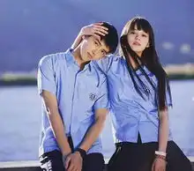  欧阳娜娜和陈飞宇的恋情要坐实了共用同款吊坠手机壳布偶