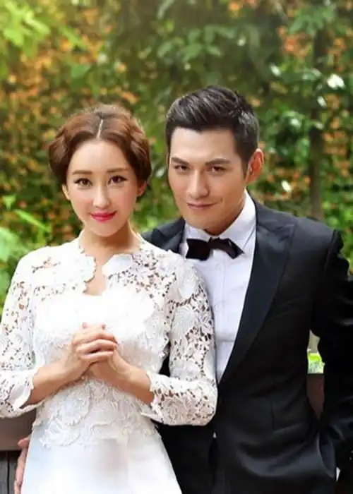 吐槽严屹宽杜若溪发文又秒删岁数越大越讨厌爹味十足的人 吐槽严屹宽杜若溪发文又秒删岁数越大越讨厌爹味十足的人