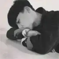  求一对两张情侣侧面黑白头像,越多对越好
