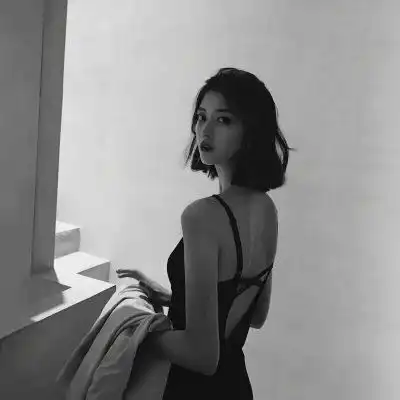 微信头像女黑白