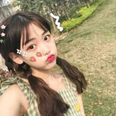  女生嘴唇易长胡子80都爱做这3件事,别不当回事