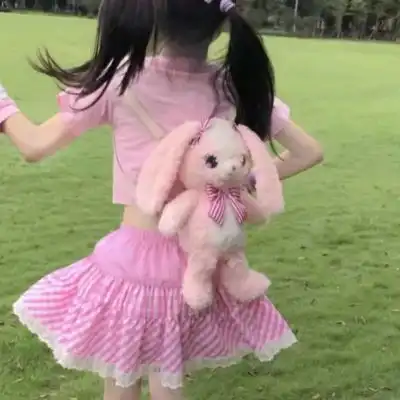 清新绿色森系女生头像真人图片 清新绿色森系女生头像真人图片