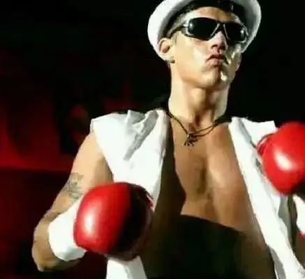  永不放弃的银狼魔裟斗