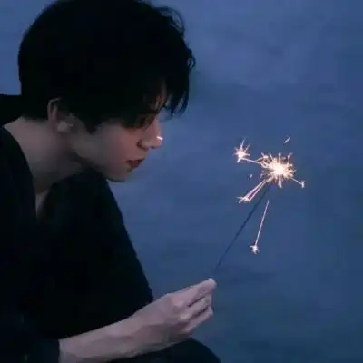  很甜很撩的幸福的情侣头像露出点马脚吧让我感觉你也在想我