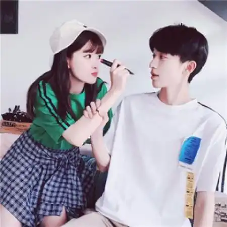 情侣头像小清新情侣头像小清新一男一女 情侣头像小清新情侣头像小清新一男一女