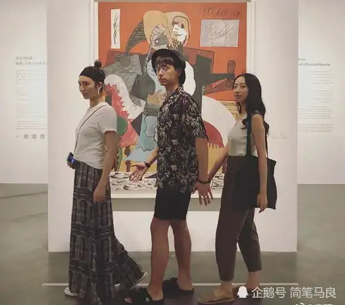  kk男团出道,demo97穿上情侣装,韩商言衣品值得斟酌