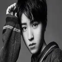王俊凯头像高清tfboys王俊凯可爱帅气高清头像  王俊凯头像高清tfboys王俊凯可爱帅气高清头像
