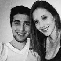 有没有欧美黑白情侣头像,灰色的也行 有没有欧美黑白情侣头像,灰色的也行